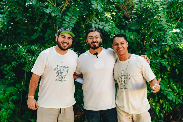 AnyConv.com__LOU04102